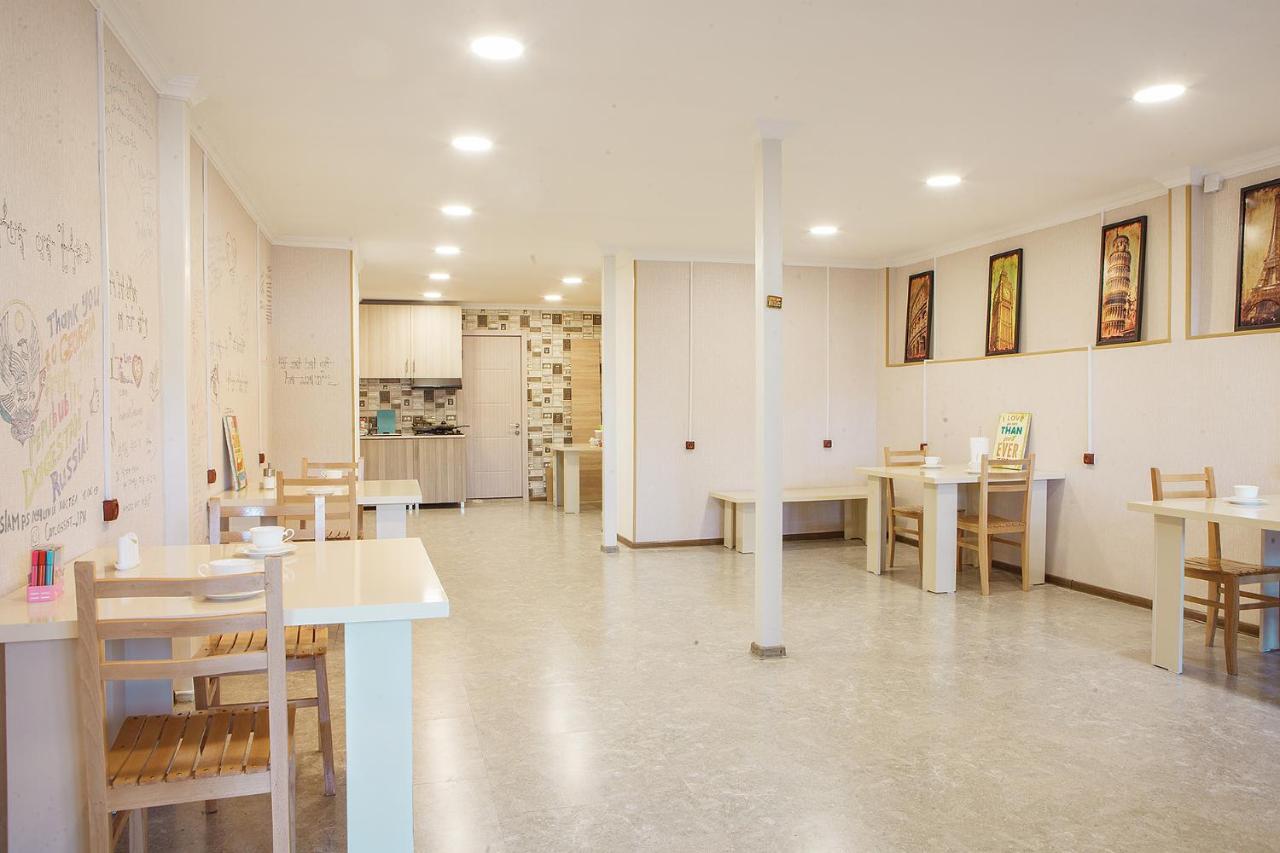Blossom Hostel Updated ! Обновлено !!! City Center! Perfect Order!!! Snow-White Bed Linen!!! Идеальный Порядок!!! Белоснежное Постельное Белье!!! Центр Города !!! Tbilisi Ngoại thất bức ảnh